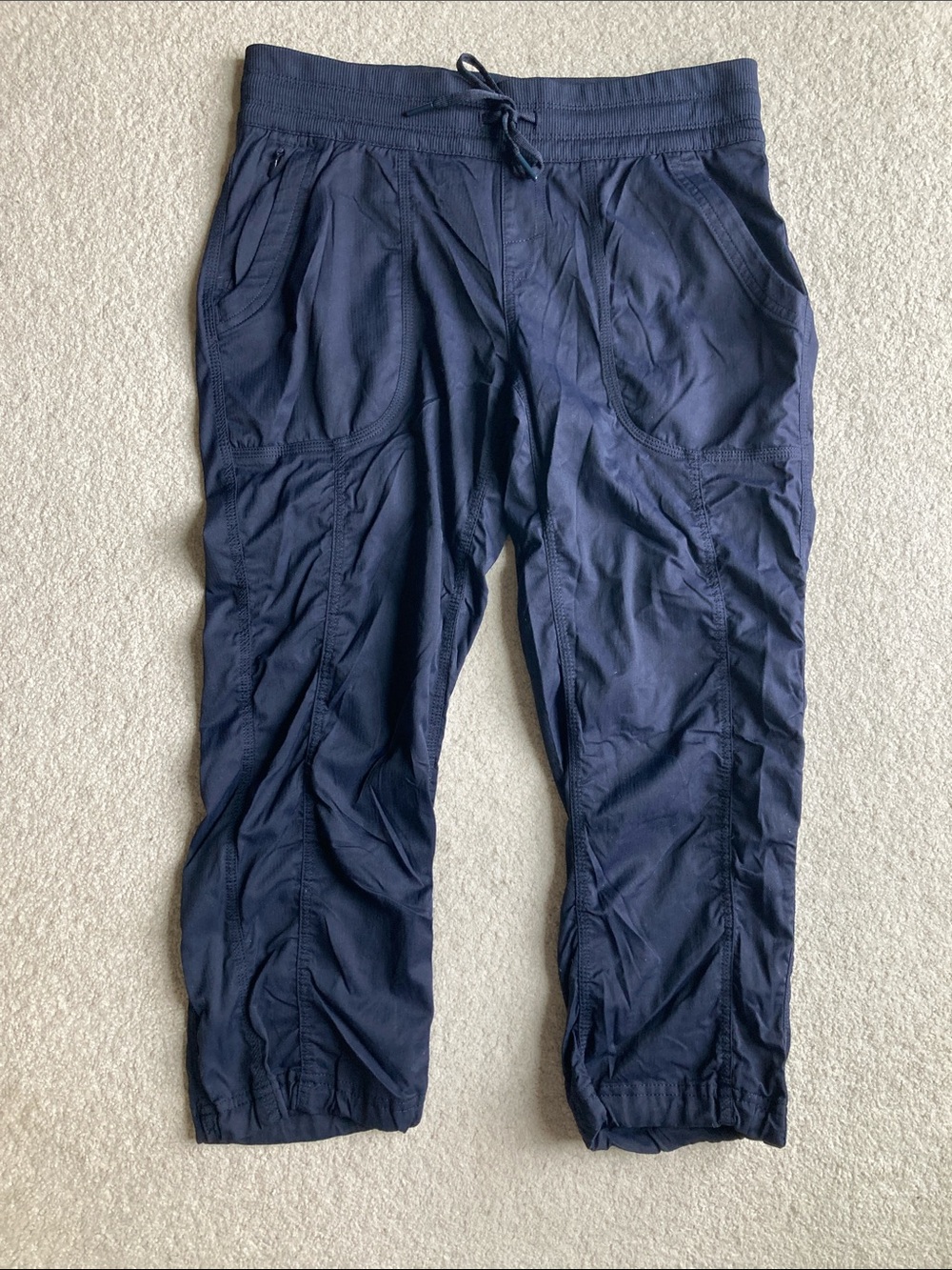 North Face aphrodite 2.0 caori - like new